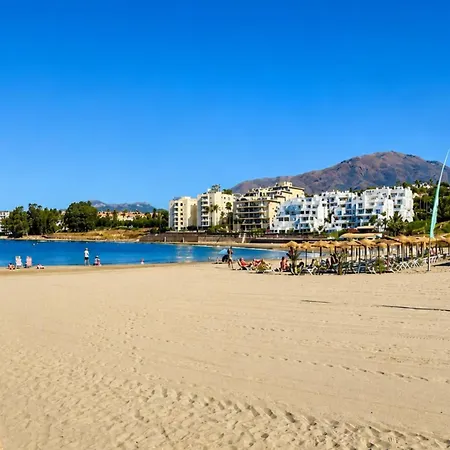 Coastal Living Near Marina Lejlighed Estepona